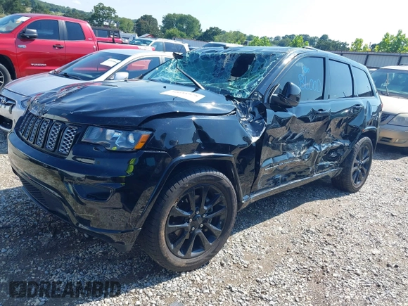 2017 Jeep Grand Cherokee Laredo with VIN 1C4RJFAG7HC894947, listed as a IAAI auction lot 40041978 with 1 mi miles. Bid and sale history available at carsss.com. Image 2.
