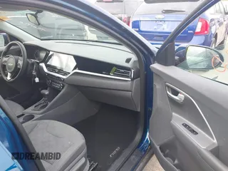 2022 Kia Niro LX with VIN KNDCB3LCXN5512079, listed as a IAAI auction lot 42090560 with 36,552 mi miles. Bid and sale history available at carsss.com. Image 5.