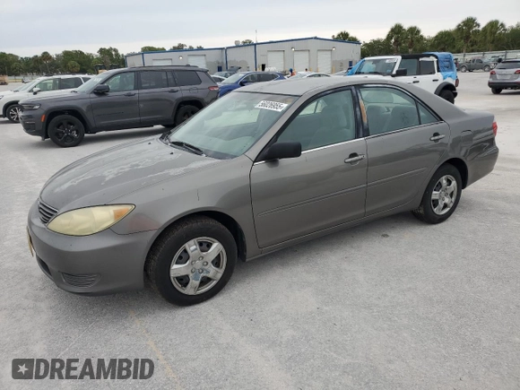 2006 Toyota Camry STD z VIN 4T1BE32K36U699650, wystawiony jako Copart lot #61942095 z przebiegiem 194 810 mil mil oraz Czysty tytuł • Clean title. Historia ofert i sprzedaży dostępna na DreamBid. Obrazek 1.