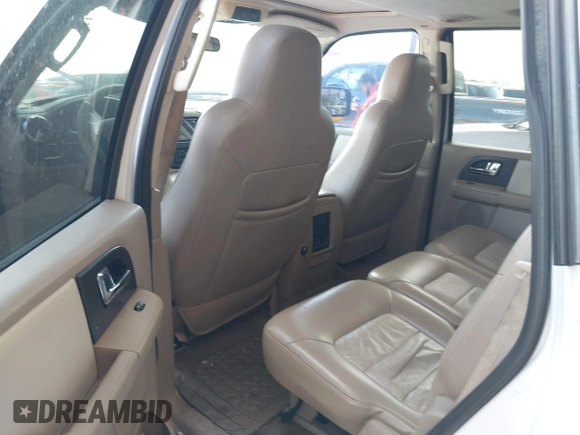 2005 Ford Expedition Eddie Bauer с VIN 1FMFU17585LA69297, выставлен на аукционе IAAI как лот 42465153 с пробегом 271 526 миль миль и . История ставок и продаж доступна на DreamBid. Изображение 14.
