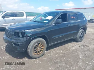 2018 Jeep Grand Cherokee Altitude z VIN 1C4RJFAG9JC508308, wystawiony jako IAAI lot #42162179 z przebiegiem 92 021 mil mil oraz . Historia ofert i sprzedaży dostępna na DreamBid. Obrazek 17.