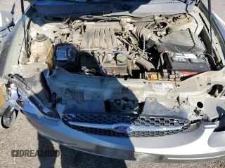 2001 Ford Taurus LX Standard z VIN 1FAFP52U51A138332, wystawiony jako Copart lot #88528355 z przebiegiem 166 511 mil mil oraz Szkoda całkowita • Salvage title. Historia ofert i sprzedaży dostępna na DreamBid. Obrazek 11.