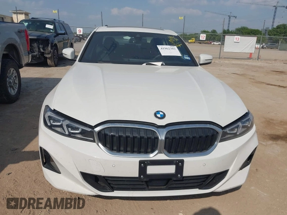 2025 BMW 3 Series 330i with VIN 3MW69CW03S8E96913, listed as a IAAI auction lot 41962302 with 13,154 mi miles and . Bid and sale history available at carsss.com. Image 12.