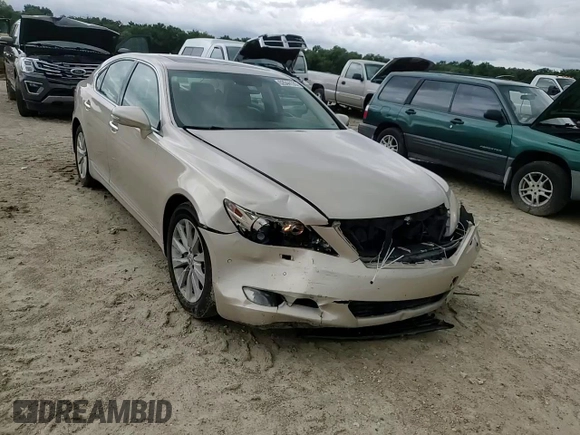 2010 Lexus LS 460 z VIN JTHBL1EF3A5097331, wystawiony jako Copart lot #62844135 z przebiegiem Nie podano mil oraz Szkoda całkowita • Salvage title. Historia ofert i sprzedaży dostępna na DreamBid. Obrazek 13.