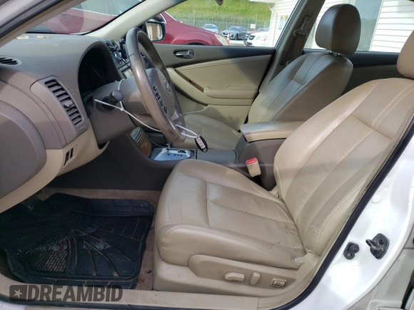 2008 Nissan Altima 2.5 SL with VIN 1N4AL21E08N525176, listed as a Copart auction lot 60597704 with 158,998 mi miles and Salvage Title. Bid and sale history available at carsss.com. Image 7.