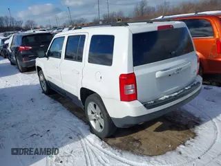 2016 Jeep Patriot High Altitude with VIN 1C4NJPFA8GD784622, listed as a IAAI auction lot 41216673 with 158,152 mi miles and . Bid and sale history available at DreamBid. Image 3.