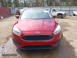 2016 Ford Focus SE with VIN 1FADP3K26GL288926, listed as a IAAI auction lot 41820097 with 189,539 mi miles. Bid and sale history available at carsss.com. Image 12.