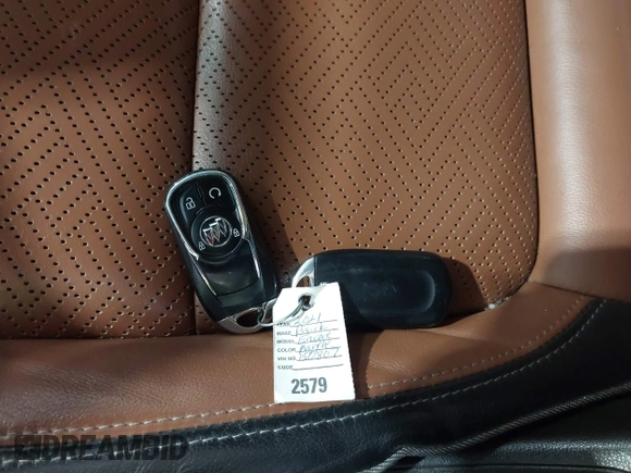 2021 Buick Encore GX Essence z VIN KL4MMGSL1MB150807, wystawiony jako IAAI lot #42650838 z przebiegiem 46 076 mil mil oraz . Historia ofert i sprzedaży dostępna na DreamBid. Obrazek 11.
