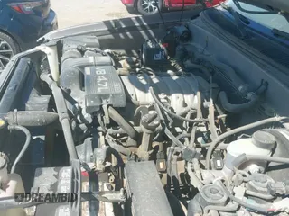 2001 Toyota Tundra SR5 с VIN 5TBBT44101S128854, выставлен на аукционе IAAI как лот 43238092 с пробегом 204 486 миль миль и . История ставок и продаж доступна на DreamBid. Изображение 19.