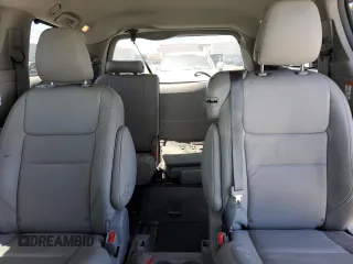 2016 Toyota Sienna XLE с VIN 5TDYK3DC5GS740962, выставлен на аукционе Copart как лот 61189865 с пробегом 75 722 миль миль и Списание • Salvage title. История ставок и продаж доступна на DreamBid. Изображение 10.