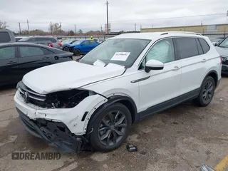 2022 Volkswagen Tiguan SE with VIN 3VV3B7AX0NM161398, listed as a IAAI auction lot 41290692 with 47,970 mi miles and . Bid and sale history available at DreamBid. Image 17.