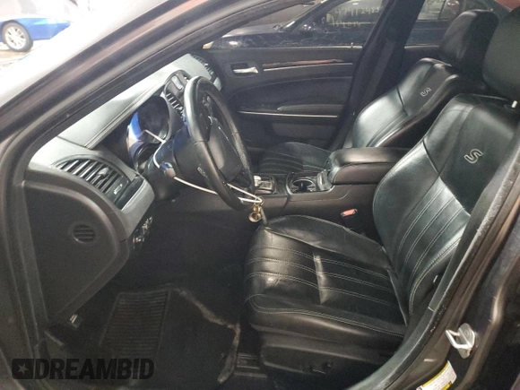 2019 Chrysler 300 with VIN 2C3CCAGGXKH631497, listed as a Copart auction lot 47580165 with 87,297 mi miles and Salvage Title. Bid and sale history available at carsss.com. Image 7.