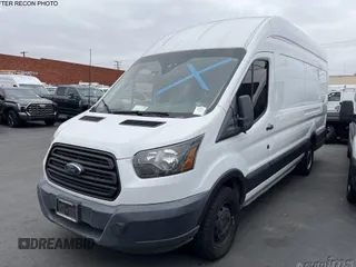 2019 Ford Transit z VIN 1FTBW3XM3KKA14967, wystawiony jako IAAI lot #42375484 z przebiegiem 112 103 mil mil oraz . Historia ofert i sprzedaży dostępna na DreamBid. Obrazek 7.