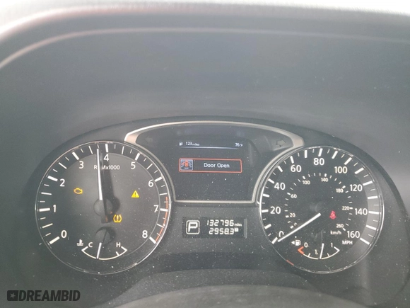 2014 Nissan Pathfinder Platinum with VIN 5N1AR2MN6EC616735, listed as a Copart auction lot 50323805 with NaN miles and Clean Title. Bid and sale history available at carsss.com. Image 9.