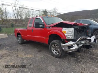 2012 Ford Super Duty F-250 SRW XL with VIN 1FT7X2B60CEA85047, listed as a IAAI auction lot 42078847 with 251,805 mi miles. Bid and sale history available at carsss.com. Image 1.