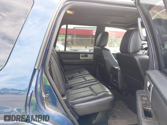 2017 Ford Expedition Limited с VIN 1FMJU2AT3HEA65772, выставлен на аукционе IAAI как лот 42301176 с пробегом 136 962 миль миль и . История ставок и продаж доступна на DreamBid. Изображение 8.