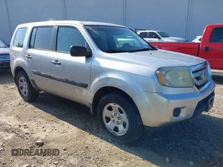 2011 Honda Pilot LX with VIN 5FNYF3H2XBB021290, listed as a IAAI auction lot 42717200 with 262,963 mi miles and . Bid and sale history available at DreamBid. Image 1.