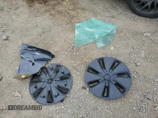 2025 Tesla Model 3 Long Range z VIN 5YJ3E1EA9SF892355, wystawiony jako Copart lot #52565545 z przebiegiem 12 825 mil mil oraz Szkoda całkowita • Salvage title. Historia ofert i sprzedaży dostępna na DreamBid. Obrazek 14.