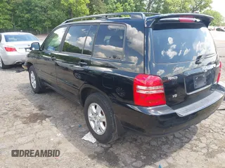 2003 Toyota Highlander z VIN JTEGF21A430113160, wystawiony jako IAAI lot #42224456 z przebiegiem 237 175 mil mil oraz . Historia ofert i sprzedaży dostępna na DreamBid. Obrazek 3.