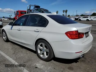 2012 BMW 3 Series 328i z VIN WBA3C1C59CF432795, wystawiony jako Copart lot #51151665 z przebiegiem 97 642 mil mil oraz Szkoda całkowita • Salvage title. Historia ofert i sprzedaży dostępna na DreamBid. Obrazek 2.