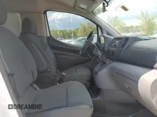2015 Nissan NV200 SV z VIN 3N6CM0KN6FK725143, wystawiony jako Copart lot #52940355 z przebiegiem 172 790 mil mil oraz Szkody całkowita. Historia ofert i sprzedaży dostępna na DreamBid. Obrazek 11.