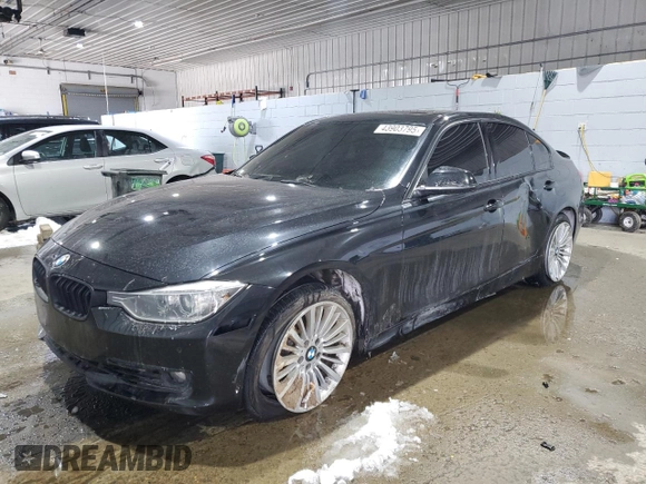 2013 BMW 3 Series 335i xDrive z VIN WBA3B9G54DNP39469, wystawiony jako Copart lot #43903795 z przebiegiem 92 003 mil mil oraz Szkoda całkowita • Salvage title. Historia ofert i sprzedaży dostępna na DreamBid. Obrazek 1.