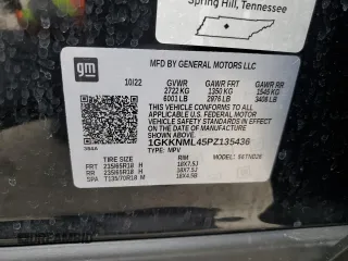 2023 GMC Acadia SLT with VIN 1GKKNML45PZ135436, listed as a Copart auction lot 44863365 with 34,187 mi miles and Salvage Title. Bid and sale history available at DreamBid. Image 15.