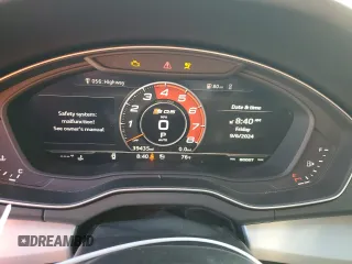2018 Audi SQ5 Prestige with VIN WA1C4AFY8J2223987, listed as a Copart auction lot 70592134 with 39,435 mi miles and Salvage Title. Bid and sale history available at DreamBid. Image 9.