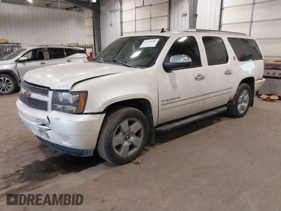 2010 Chevrolet Suburban LTZ with VIN 1GNUKKE31AR290571, listed as a IAAI auction lot 40948006 with 163,758 mi miles. Bid and sale history available at carsss.com. Image 16.
