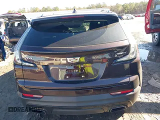 2020 Cadillac XT4 FWD Sport z VIN 1GYFZER40LF144503, wystawiony jako IAAI lot #41265649 z przebiegiem 79 120 mil mil oraz . Historia ofert i sprzedaży dostępna na DreamBid. Obrazek 16.