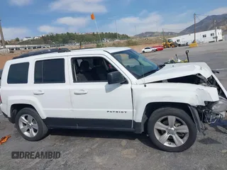 2017 Jeep Patriot Latitude with VIN 1C4NJPFB2HD184608, listed as a IAAI auction lot 41765263 with 145,194 mi miles and . Bid and sale history available at DreamBid. Image 14.