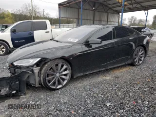 2013 Tesla Model S Performance с VIN 5YJSA1CP9DFP07884, выставлен на аукционе Copart как лот 49213385 с пробегом 127 425 миль миль и Списание • Salvage title. История ставок и продаж доступна на DreamBid. Изображение 1.