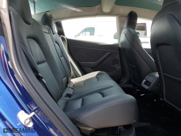 2022 Tesla Model 3 with VIN 5YJ3E1EA8NF304384, listed as a Copart auction lot 46517795 with 0 mi miles and Salvage Title. Bid and sale history available at carsss.com. Image 10.