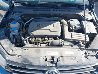 2015 Volkswagen Jetta SE with VIN 3VWD17AJ5FM257947, listed as a IAAI auction lot 42288711 with 139,800 mi miles and . Bid and sale history available at DreamBid. Image 10.