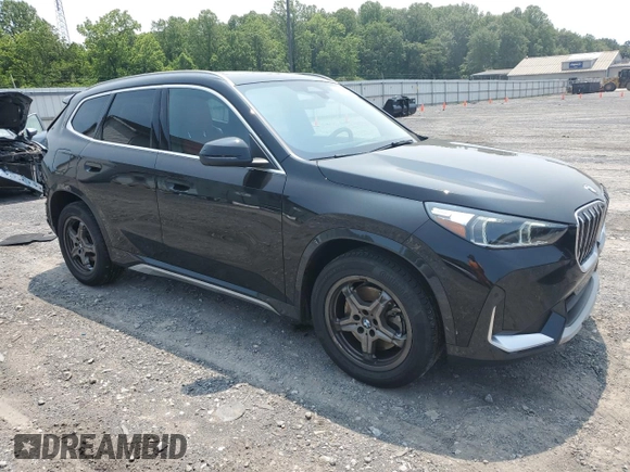 2025 BMW X1 xDrive28i z VIN WBX73EF09S5061608, wystawiony jako Copart lot #58814995 z przebiegiem 6 612 mil mil oraz Szkoda całkowita • Salvage title. Historia ofert i sprzedaży dostępna na DreamBid. Obrazek 4.