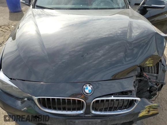 2019 BMW 4 Series 430i xDrive with VIN WBA4J3C53KBL09716, listed as a Copart auction lot 49602685 with 123,258 mi miles and Salvage title. Bid and sale history available at DreamBid. Image 11.
