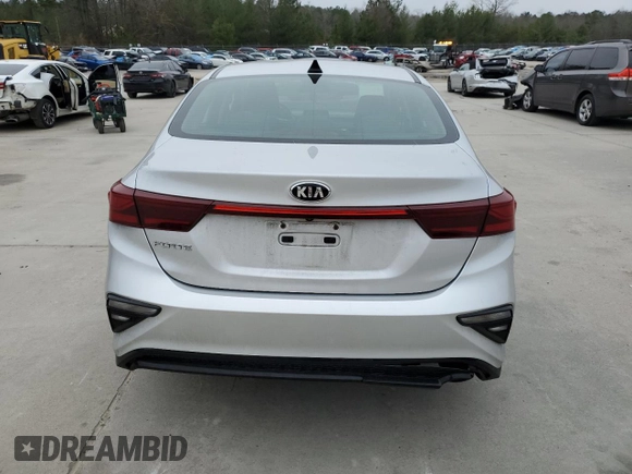 2020 Kia Forte LXS with VIN 3KPF24AD0LE201700, listed as a Copart auction lot 44495815 with 59,605 mi miles and Salvage Title. Bid and sale history available at carsss.com. Image 6.