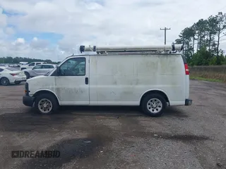 2014 Chevrolet Express Cargo with VIN 1GCSGAFX0E1110921, listed as a IAAI auction lot 42737205 with 177,631 mi miles and . Bid and sale history available at DreamBid. Image 14.
