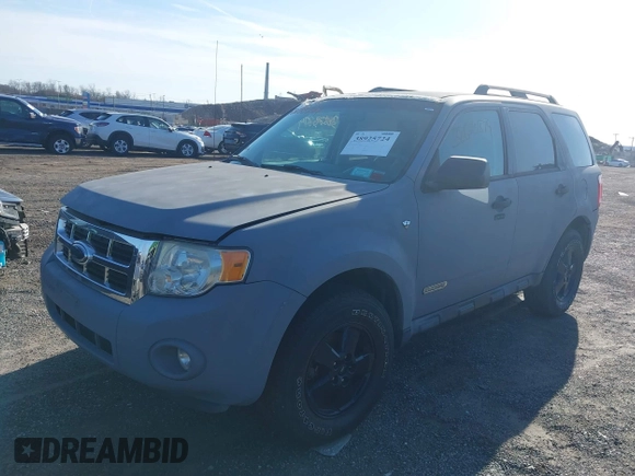 2008 Ford Escape XLT with VIN 1FMCU93198KD32038, listed as a IAAI auction lot 38925724 with 66,153 mi miles. Bid and sale history available at carsss.com. Image 2.