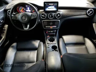 2018 Mercedes-Benz CLA 250 z VIN WDDSJ4GBXJN670296, wystawiony jako Copart lot #58865545 z przebiegiem 140 876 mil mil oraz Szkoda całkowita • Salvage title. Historia ofert i sprzedaży dostępna na DreamBid. Obrazek 8.