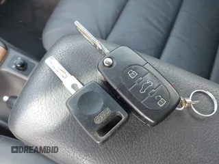 1999 Audi A6 z VIN WAUBA34BXXN117517, wystawiony jako IAAI lot #42453727 z przebiegiem 155 837 mil mil oraz . Historia ofert i sprzedaży dostępna na DreamBid. Obrazek 11.