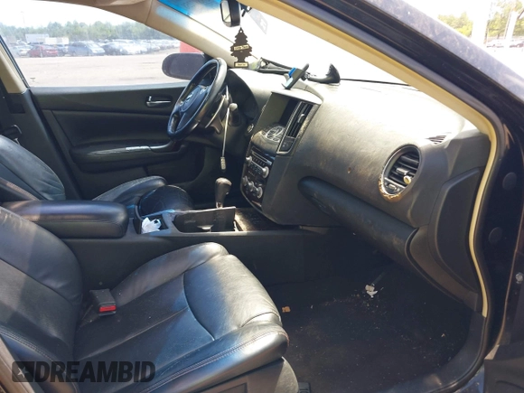 2009 Nissan Maxima SV with VIN 1N4AA51E79C847995, listed as a IAAI auction lot 39397258 with 138,731 mi miles and . Bid and sale history available at DreamBid. Image 5.