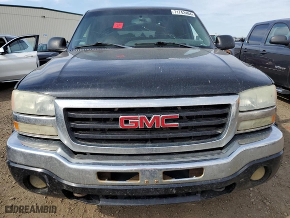 2004 GMC Sierra 1500 SLT with VIN 1GTEK19T14E310475, listed as a Copart auction lot 71742464 with 0 mi miles and Salvage Title. Bid and sale history available at carsss.com. Image 5.