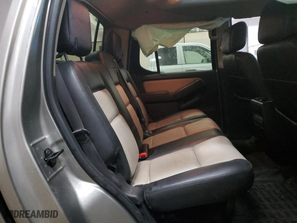 2008 Ford Explorer Sport Trac Limited with VIN 1FMEU53818UA52424, listed as a Copart auction lot 38637334 with 177,425 mi miles and Clean Title. Bid and sale history available at carsss.com. Image 10.
