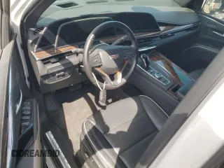 2021 Cadillac Escalade z VIN 1GYS3KKL5MR228333, wystawiony jako Copart lot #71914694 z przebiegiem Nie podano mil oraz Szkoda całkowita • Salvage title. Historia ofert i sprzedaży dostępna na DreamBid. Obrazek 8.