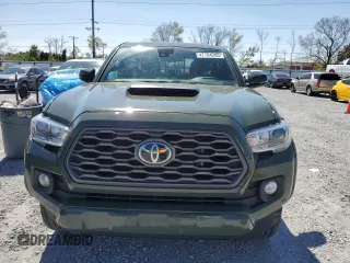 2022 Toyota Tacoma SR z VIN 3TMCZ5AN6NM479653, wystawiony jako Copart lot #47704285 z przebiegiem 57 618 mil mil oraz Szkoda całkowita • Salvage title. Historia ofert i sprzedaży dostępna na DreamBid. Obrazek 5.