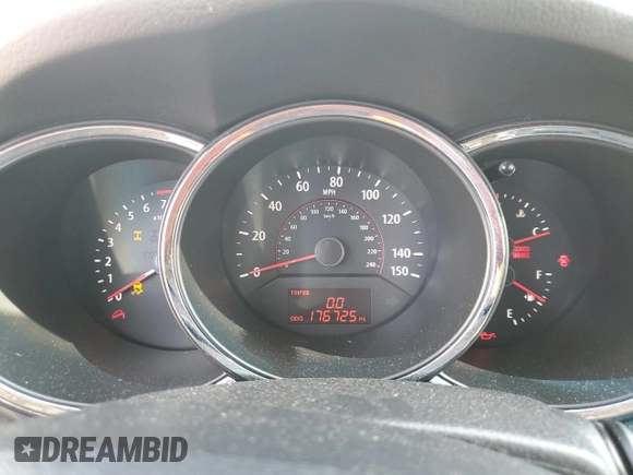 2011 Kia Sorento LX with VIN 5XYKTDA28BG123176, listed as a Copart auction lot 53681135 with 176,725 mi miles and Clean Title. Bid and sale history available at carsss.com. Image 9.