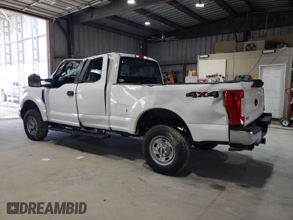 2017 Ford F-250 XLT с VIN 1FT7X2B65HEC43311, выставлен на аукционе Copart как лот 57128605 с пробегом 56 349 миль миль и Списание • Salvage title. История ставок и продаж доступна на DreamBid. Изображение 2.
