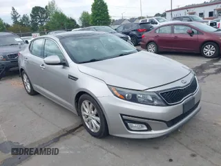 2015 Kia Optima EX with VIN 5XXGN4A70FG422277, listed as a IAAI auction lot 41932887 with 150,386 mi miles. Bid and sale history available at carsss.com. Image 1.