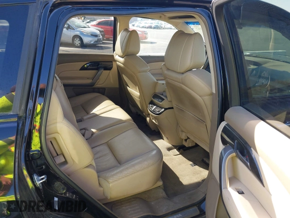 2007 Acura MDX with VIN 2HNYD28247H500333, listed as a IAAI auction lot 41891767 with 205,639 mi miles. Bid and sale history available at carsss.com. Image 8.